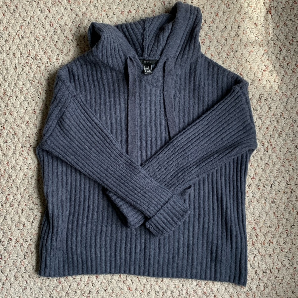 Forever 21 Sweatshirt